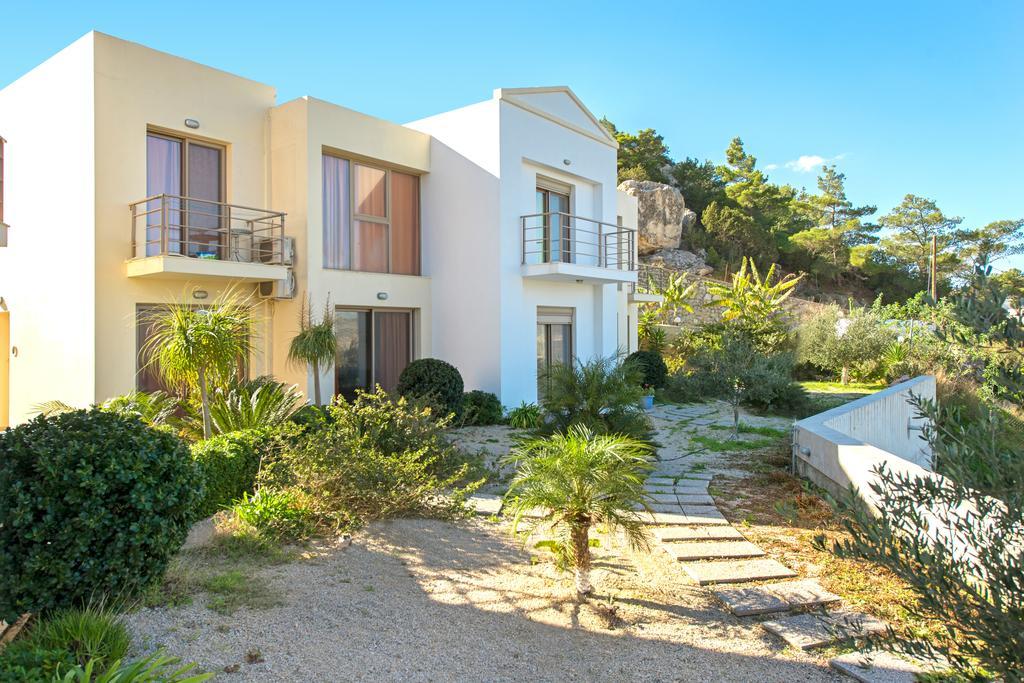 Renata'S Villas Карпатос Екстериор снимка