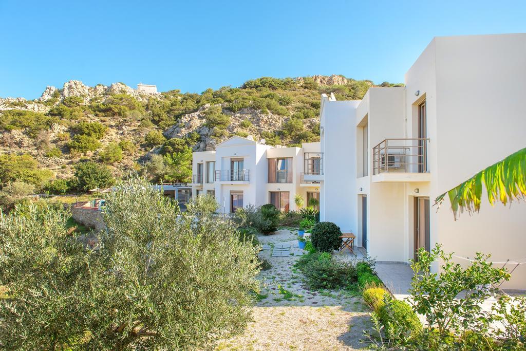 Renata'S Villas Карпатос Екстериор снимка