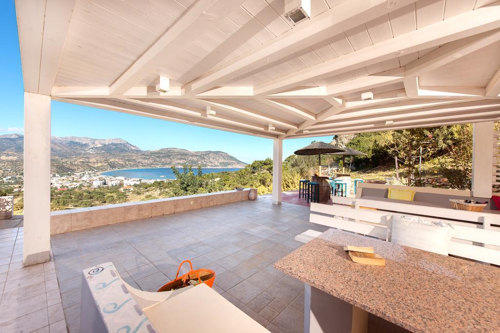 Renata'S Villas Карпатос Екстериор снимка